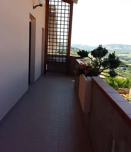 Mirella 치타 산트  안젤로